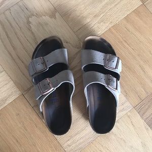 Size 38 Birkenstock Arizona Sandals